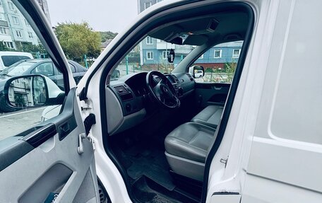 Volkswagen Transporter T5 рестайлинг, 2010 год, 1 375 000 рублей, 18 фотография