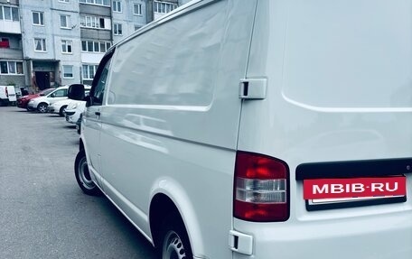 Volkswagen Transporter T5 рестайлинг, 2010 год, 1 375 000 рублей, 10 фотография