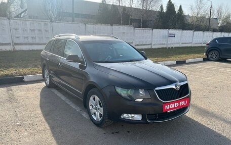 Skoda Superb III рестайлинг, 2012 год, 1 200 000 рублей, 2 фотография