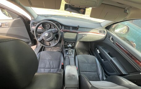 Skoda Superb III рестайлинг, 2012 год, 1 200 000 рублей, 10 фотография
