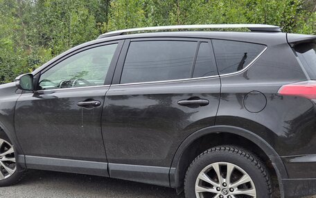 Toyota RAV4, 2016 год, 2 500 000 рублей, 4 фотография