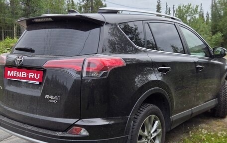 Toyota RAV4, 2016 год, 2 500 000 рублей, 6 фотография