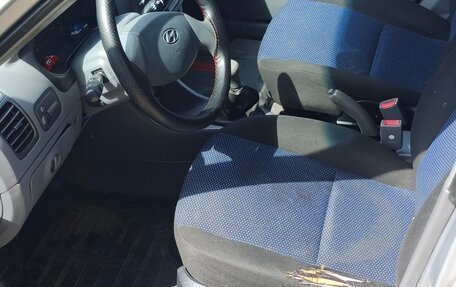 Hyundai Accent II, 2004 год, 360 000 рублей, 13 фотография