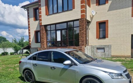 Chevrolet Cruze II, 2010 год, 750 000 рублей, 1 фотография