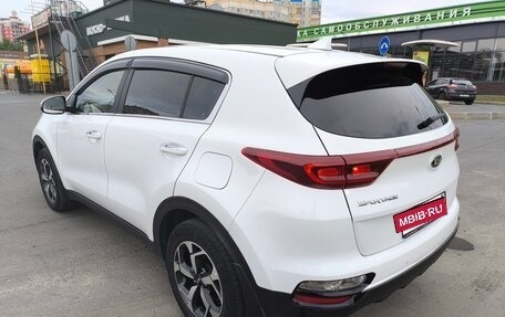 KIA Sportage IV рестайлинг, 2021 год, 2 400 000 рублей, 2 фотография