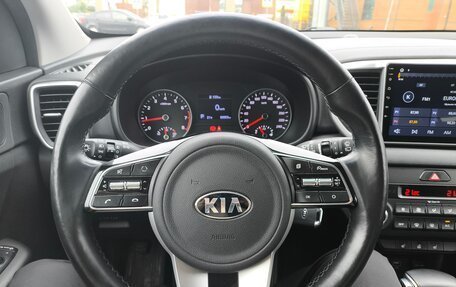 KIA Sportage IV рестайлинг, 2021 год, 2 400 000 рублей, 10 фотография