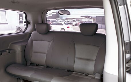 Hyundai Grand Starex Grand Starex I рестайлинг 2, 2011 год, 1 595 000 рублей, 17 фотография
