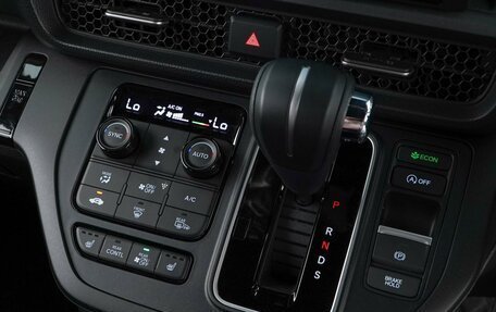Honda Stepwgn, 2024 год, 3 867 077 рублей, 19 фотография