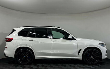 BMW X5, 2019 год, 6 090 000 рублей, 7 фотография