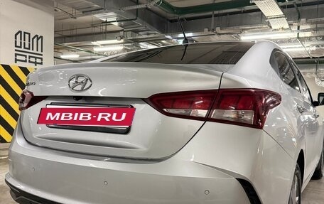 Hyundai Solaris II рестайлинг, 2021 год, 1 750 000 рублей, 2 фотография