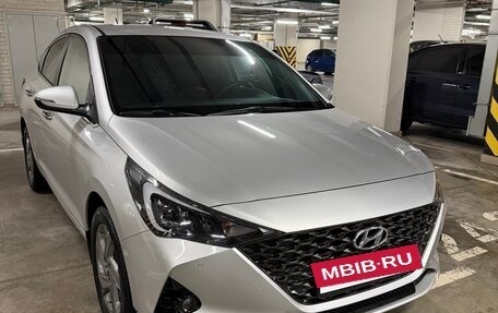Hyundai Solaris II рестайлинг, 2021 год, 1 750 000 рублей, 7 фотография