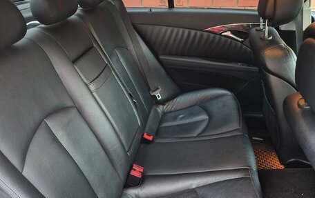 Mercedes-Benz E-Класс, 2007 год, 1 000 000 рублей, 6 фотография