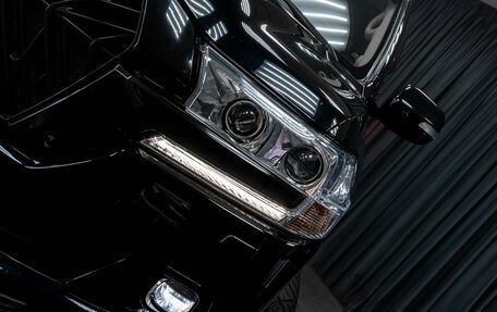 Toyota Land Cruiser 200, 2017 год, 6 369 000 рублей, 10 фотография