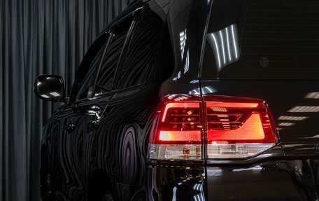 Toyota Land Cruiser 200, 2017 год, 6 369 000 рублей, 6 фотография