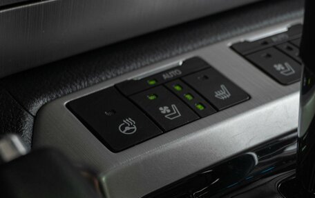 Toyota Land Cruiser 200, 2017 год, 6 369 000 рублей, 28 фотография