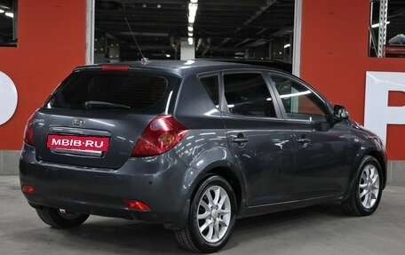 KIA cee'd I рестайлинг, 2009 год, 629 000 рублей, 6 фотография