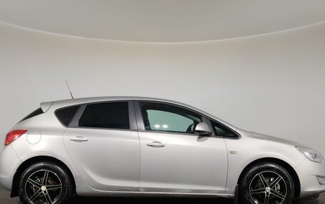 Opel Astra J, 2010 год, 450 000 рублей, 4 фотография