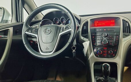 Opel Astra J, 2010 год, 450 000 рублей, 11 фотография