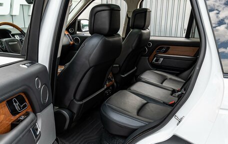 Land Rover Range Rover IV рестайлинг, 2018 год, 5 350 000 рублей, 11 фотография
