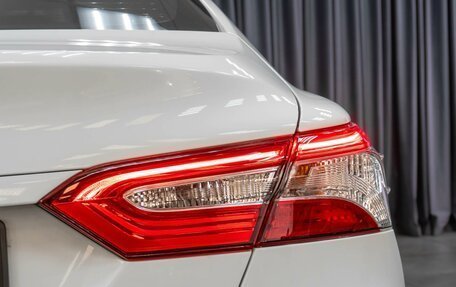 Toyota Camry, 2019 год, 2 159 000 рублей, 10 фотография