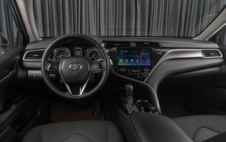 Toyota Camry, 2019 год, 2 159 000 рублей, 11 фотография