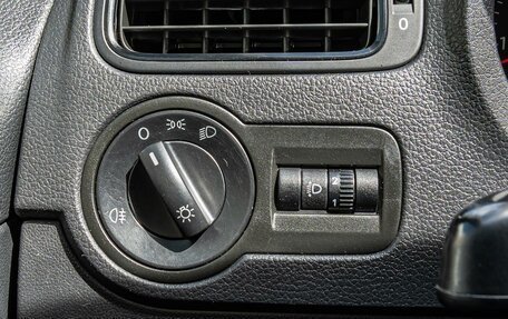 Volkswagen Polo VI (EU Market), 2015 год, 870 000 рублей, 9 фотография