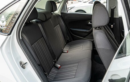 Volkswagen Polo VI (EU Market), 2015 год, 870 000 рублей, 12 фотография