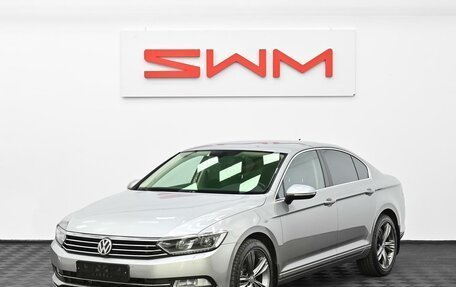 Volkswagen Passat B8 рестайлинг, 2017 год, 1 735 000 рублей, 3 фотография