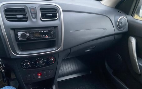 Renault Logan II, 2020 год, 1 200 000 рублей, 8 фотография