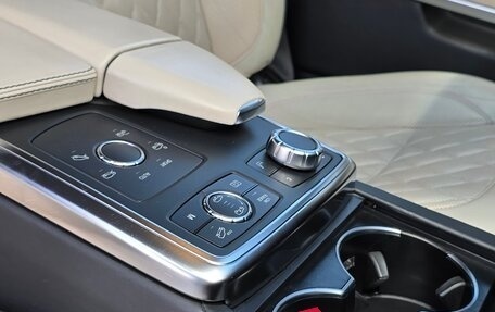 Mercedes-Benz GL-Класс, 2015 год, 3 700 000 рублей, 8 фотография