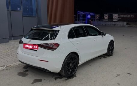 Mercedes-Benz A-Класс, 2018 год, 2 500 000 рублей, 3 фотография
