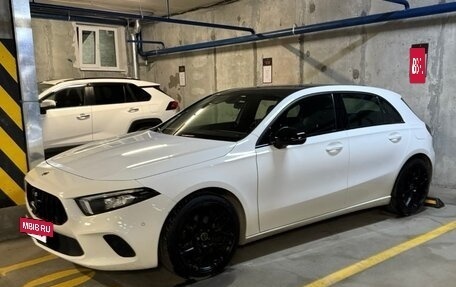Mercedes-Benz A-Класс, 2018 год, 2 500 000 рублей, 8 фотография