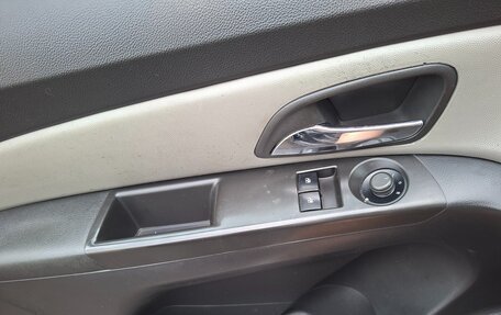 Chevrolet Cruze II, 2011 год, 9 фотография