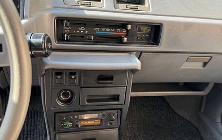 Mitsubishi Lancer IV, 1988 год, 17 фотография