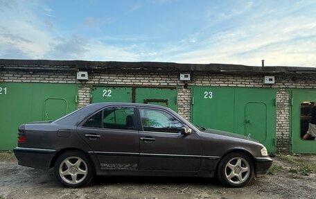 Mercedes-Benz C-Класс, 1994 год, 220 000 рублей, 3 фотография