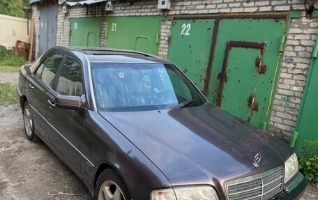 Mercedes-Benz C-Класс, 1994 год, 220 000 рублей, 2 фотография