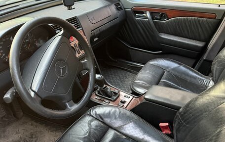 Mercedes-Benz C-Класс, 1994 год, 220 000 рублей, 8 фотография