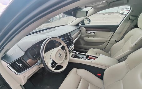 Volvo S90 II рестайлинг, 2021 год, 3 000 000 рублей, 16 фотография
