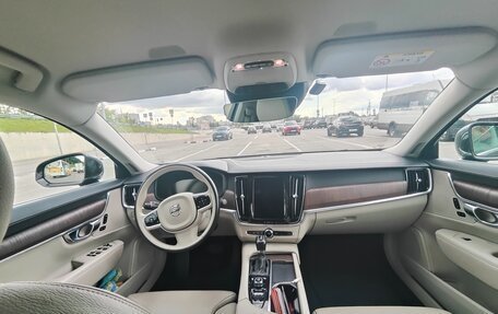 Volvo S90 II рестайлинг, 2021 год, 3 000 000 рублей, 13 фотография