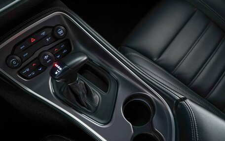 Dodge Challenger III рестайлинг 2, 2022 год, 3 828 434 рублей, 15 фотография