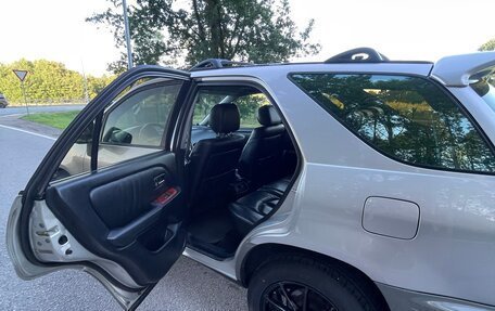 Lexus RX IV рестайлинг, 2003 год, 1 200 000 рублей, 8 фотография