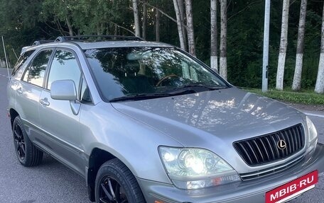 Lexus RX IV рестайлинг, 2003 год, 1 200 000 рублей, 2 фотография