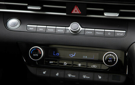 Hyundai Elantra, 2023 год, 2 188 000 рублей, 17 фотография