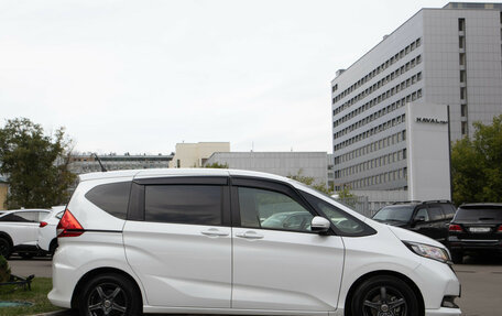 Honda Freed II, 2022 год, 1 798 000 рублей, 4 фотография