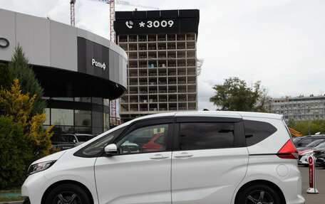 Honda Freed II, 2022 год, 1 798 000 рублей, 7 фотография