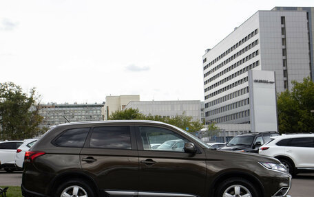 Mitsubishi Outlander III рестайлинг 3, 2015 год, 1 478 000 рублей, 3 фотография