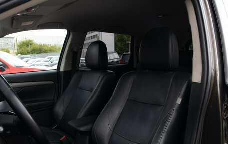Mitsubishi Outlander III рестайлинг 3, 2015 год, 1 478 000 рублей, 19 фотография