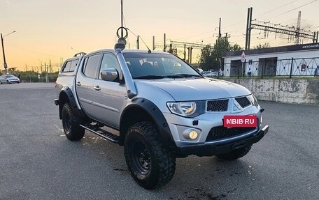 Mitsubishi L200 IV рестайлинг, 2012 год, 2 500 000 рублей, 3 фотография