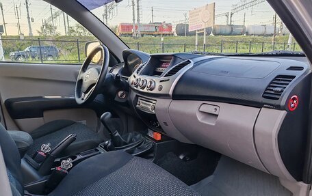 Mitsubishi L200 IV рестайлинг, 2012 год, 2 500 000 рублей, 8 фотография