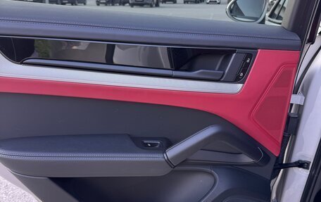 Porsche Cayenne III, 2024 год, 15 500 000 рублей, 16 фотография